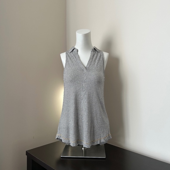 Maeve ⎮ Linen blend top - Picture 2 of 11